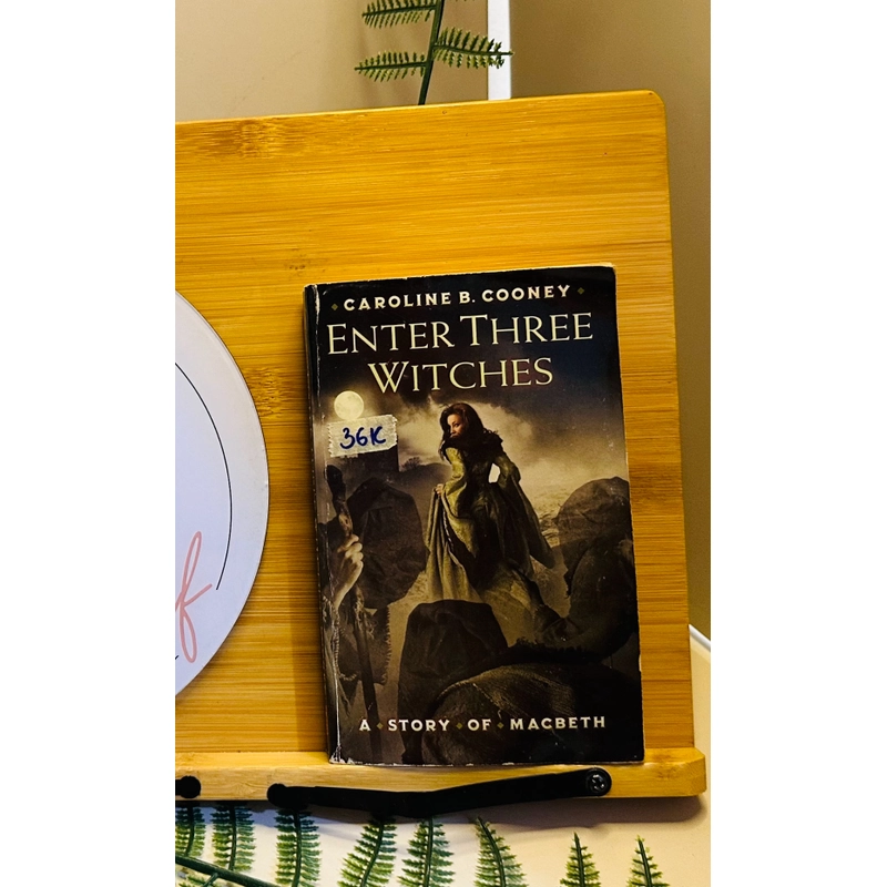 [Sách tiếng Anh 2hand] Like new 90% - Enter Three Witches - Caroline B. Cooney 495499