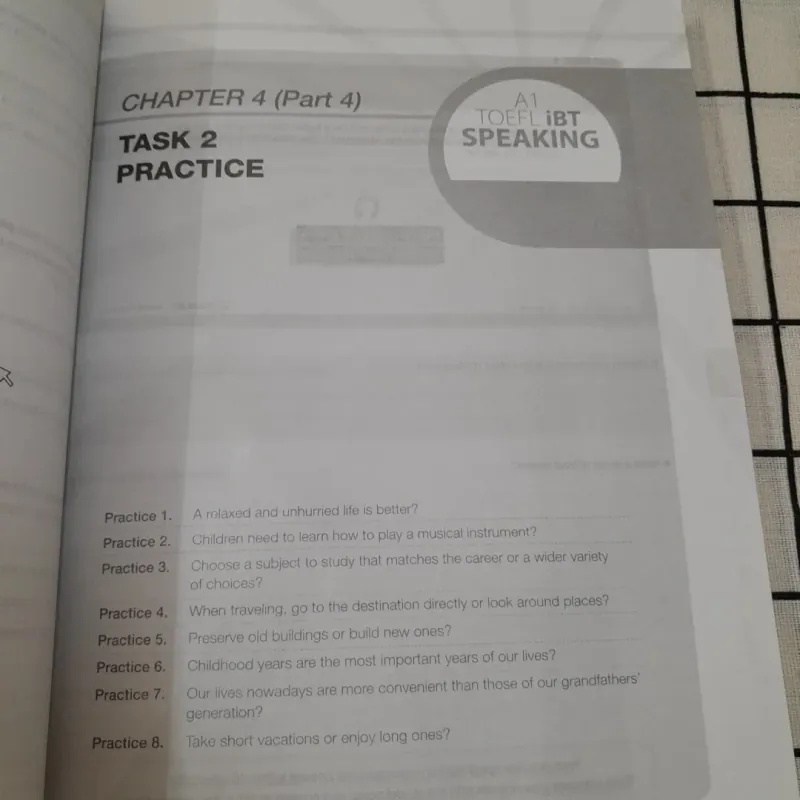 A1 TOEFL Speaking iBT. Kèm 2 đĩa CD. Tg. Richie Hahn. Nxb Trẻ 2011 570707