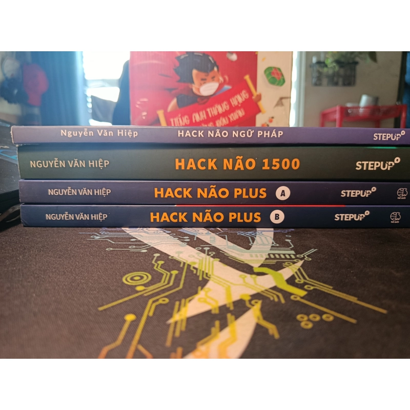 Bộ sách Hack não tiếng Anh - StepUp 503855