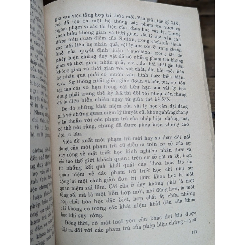 TRIẾT HỌC VÀ CÁC KHOA HỌC CỤ THỂ - NHIỀU TÁC GIẢ 319222