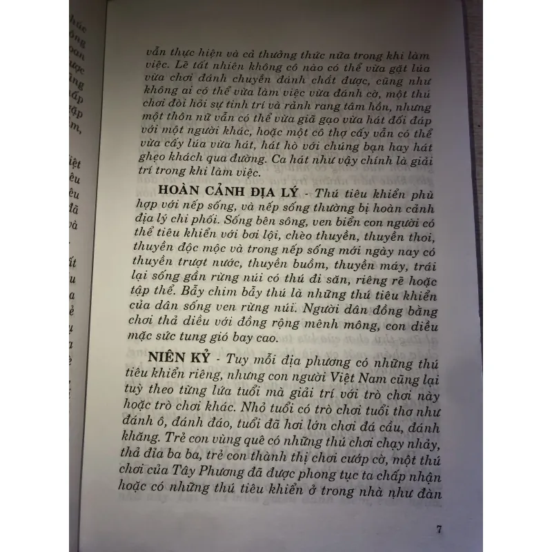 Các Thú Tiêu Khiển Việt Nam - Nhà Xuất Bản Thanh Niên 935246