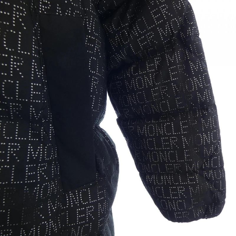 Áo khoác lông vũ MONCLER 642552