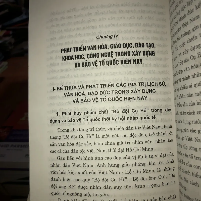 Động lực phát triển bền vững - Sự nghiệp đổi mới, xây dựng và bảo vệ tổ quốc  723057