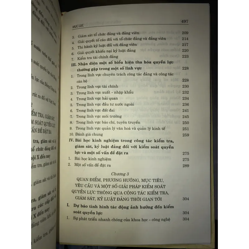 Kiểm soát quyền lực ở nước ta qua công tác kiểm tra, giám sát và kỷ luật Đảng  600392