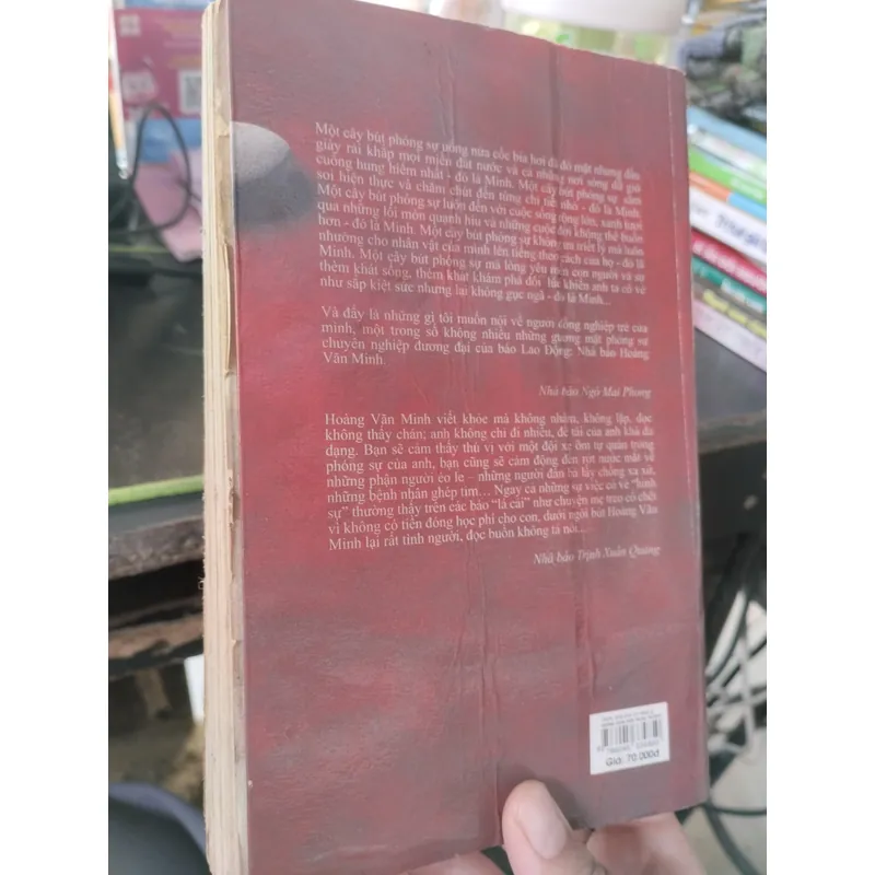 Những vùng biên trong trí nhớ của tác giả Hoàng Văn Minh. 
Thể loại: Ký - Phóng sự.
 695655