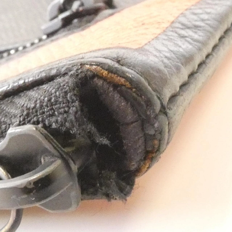 Túi xách Louis Vuitton Taiga Màu cầu vồng A4 M30347 616668