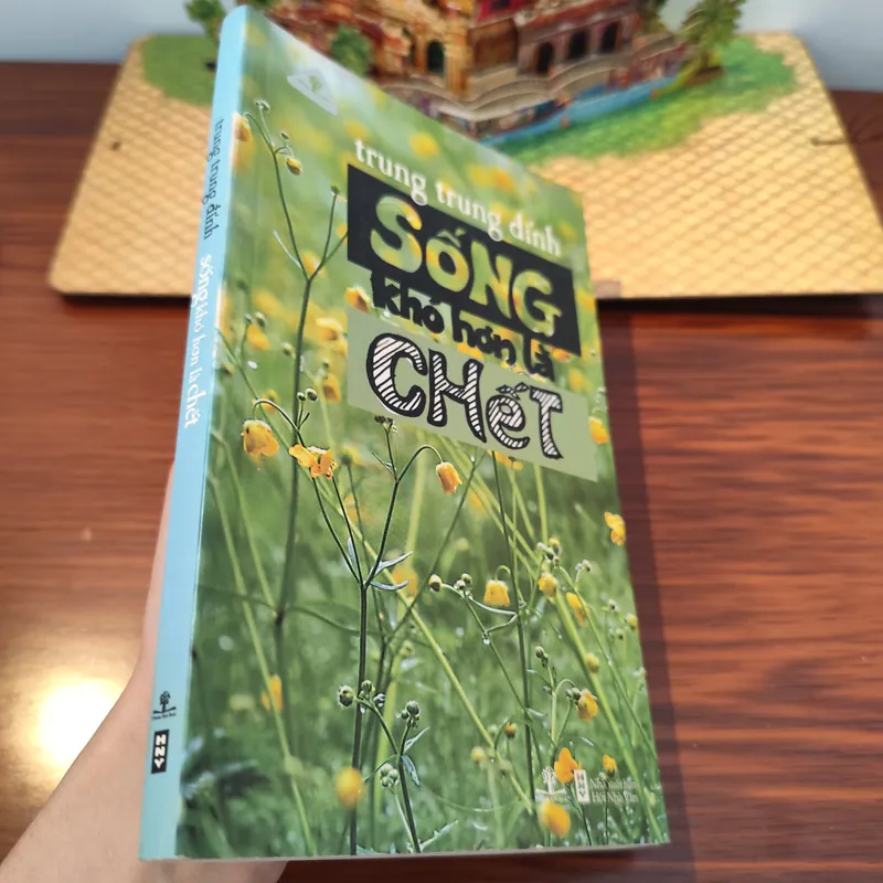 Sống khó hơn là chết - Trung Trung Đỉnh 561362