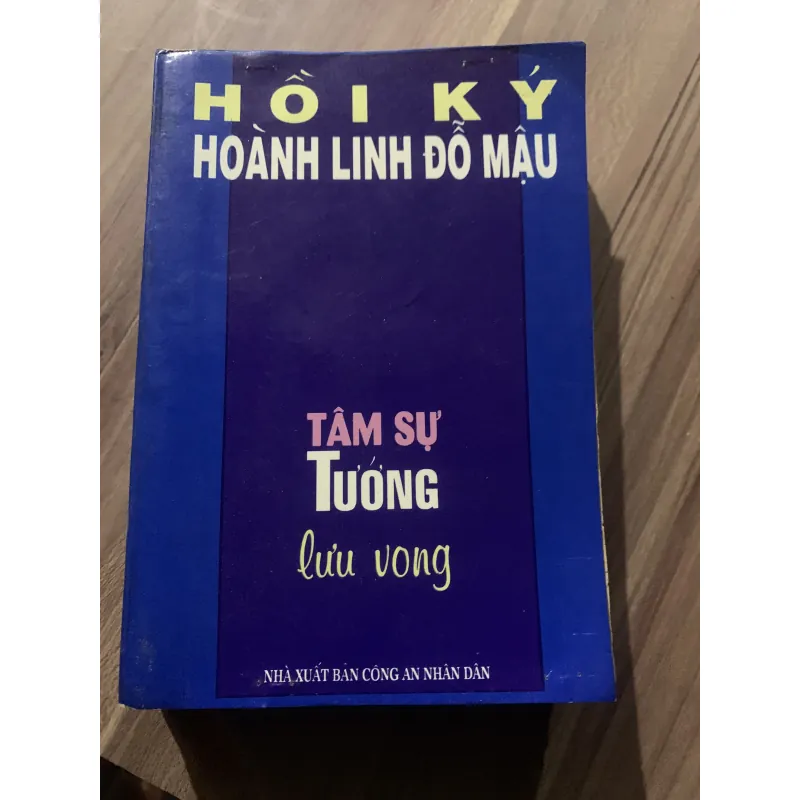 Tám sự tướng lưu vong, Hồi ký Hoài Linh Đỗ Mậu  755223