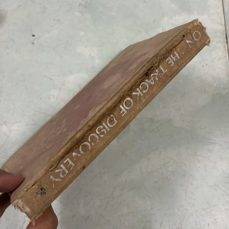 Trên con đường khám phá - On the track of discovery 1002723