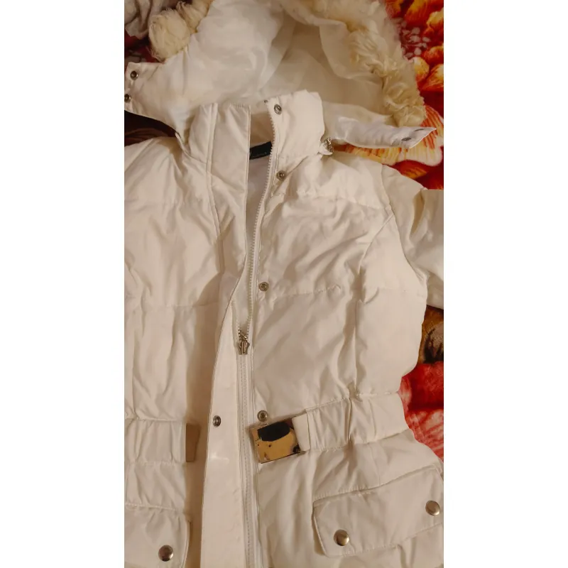 Áo khoác nữ dài padding màu trắng cổ cao phối khóa kéo 732279