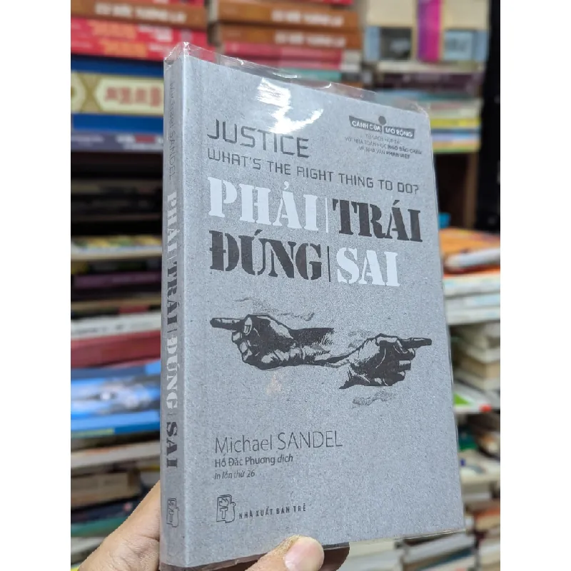 Phải trái đúng sai - Michael Sandel 127553