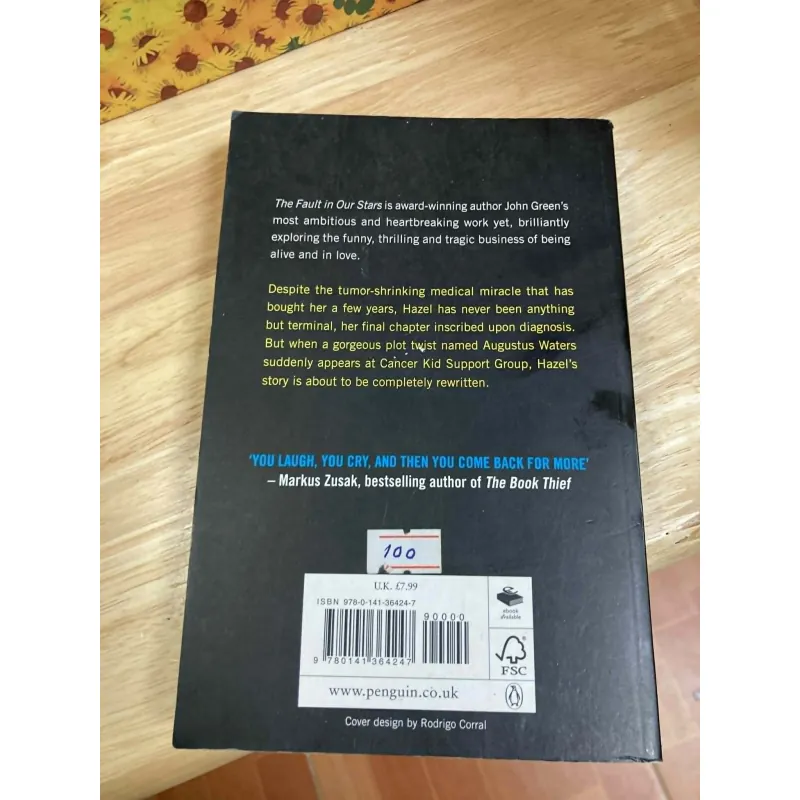 The Fault in Our Stars - John Green 1037890