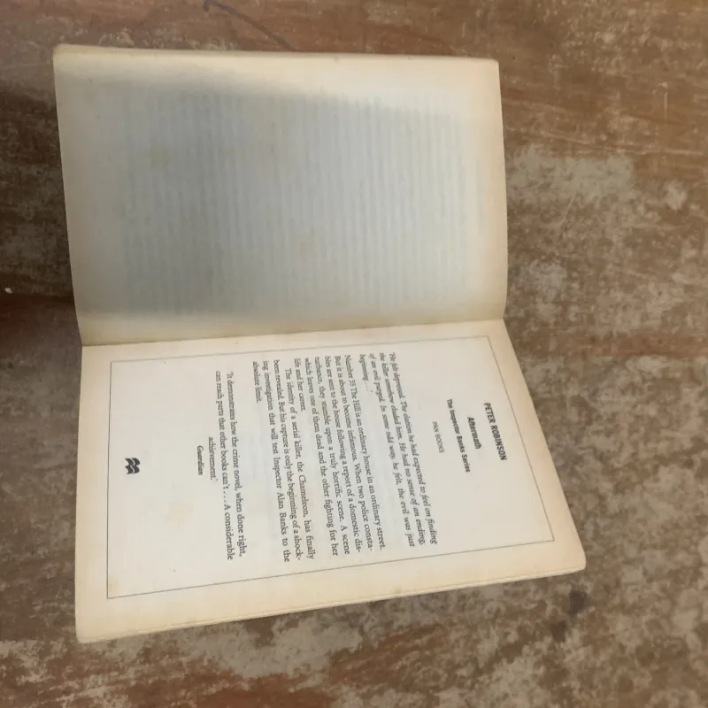 IN A DRY SEASON-DRY BONES THAT DREAM- PETER ROBINSON 763164