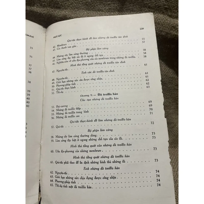 Kiến trúc bằng kim khí- 2 tập - khổ lớn- in trước 75  711869