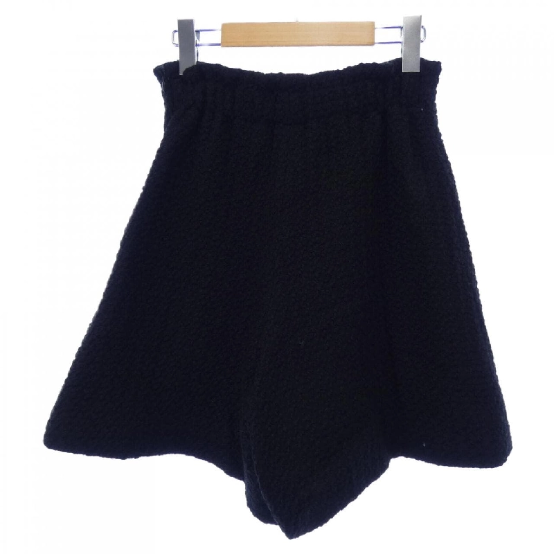 【Mã giảm giá】Quần short Cygne 651252