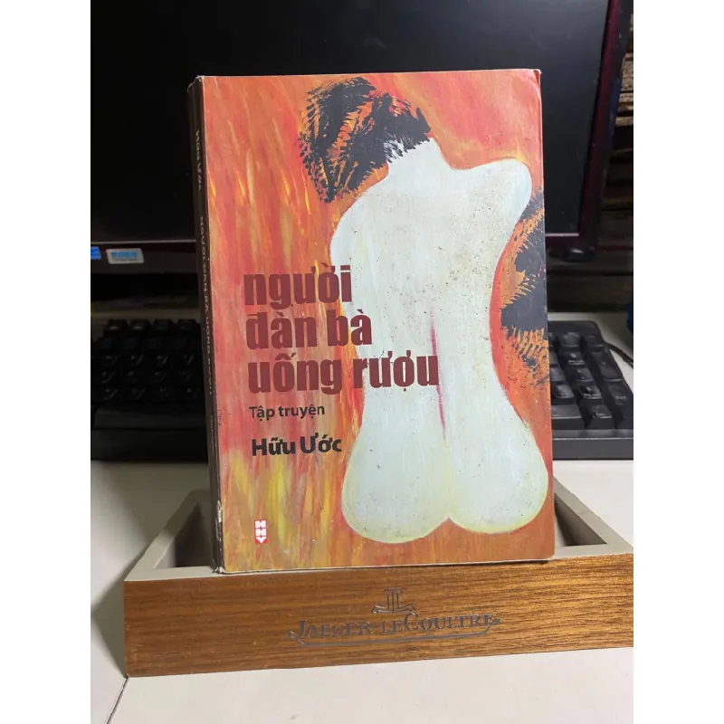 Người Đàn Bà Uống Rượu- Hữu Ước Sách cũ qua sd ,bên trong giấy tốt STB1087 Blogmeo 27525 587885