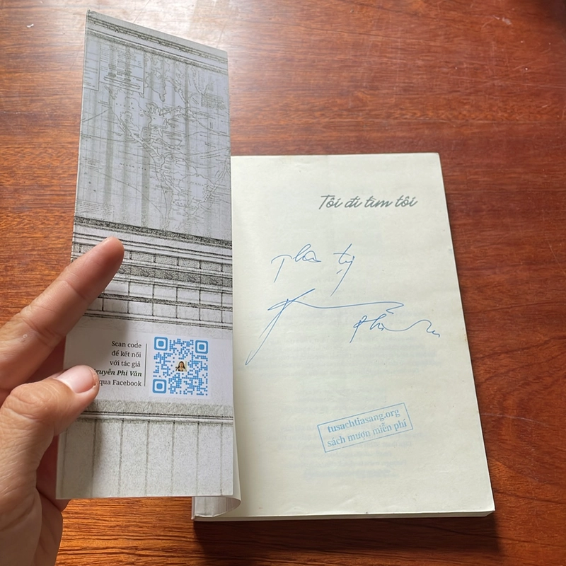 [Có Chữ Ký Tác Giả] - II Sách Kỹ Năng: Tôi Đi Tìm Tôi - Nguyễn Phi Vân - 2019 517288