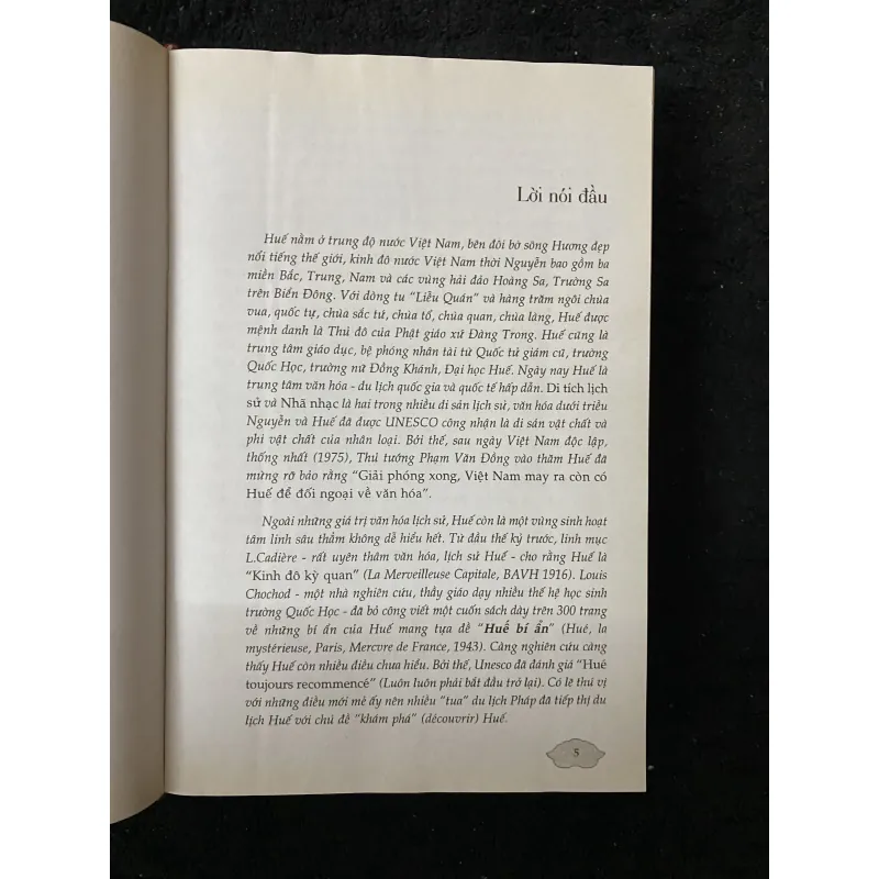 700 năm Thuận Hoá Phú Xuân Huế- Nguyễn Đắc Xuân 1005311