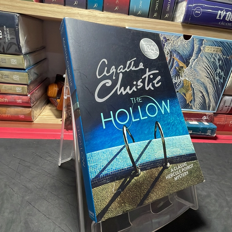 The hollow Agatha Christie 296005