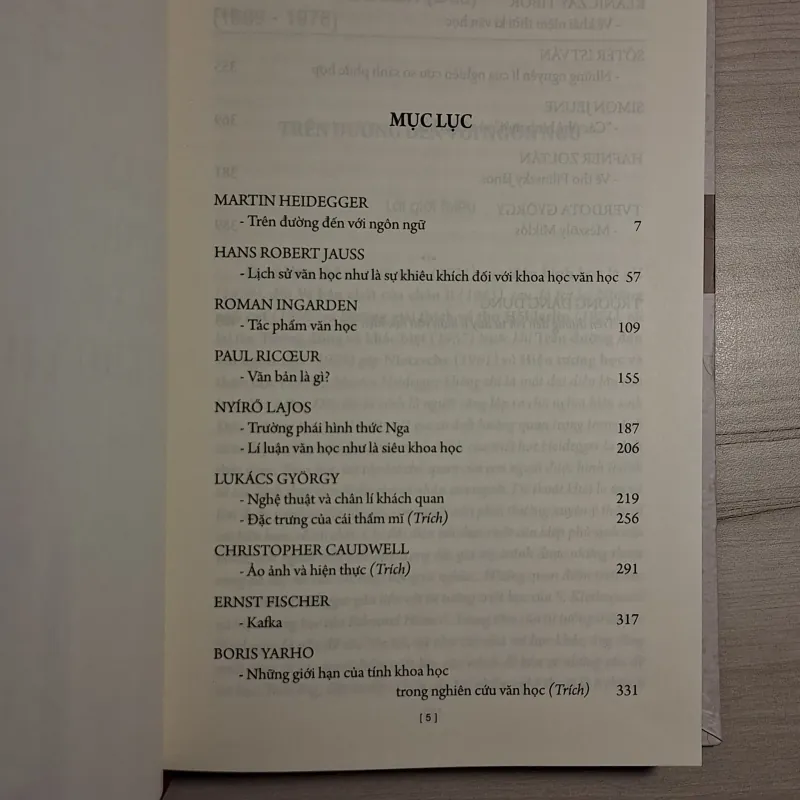 Trương Đăng Dung - Lý luận văn học như là Siêu Khoa học 783212