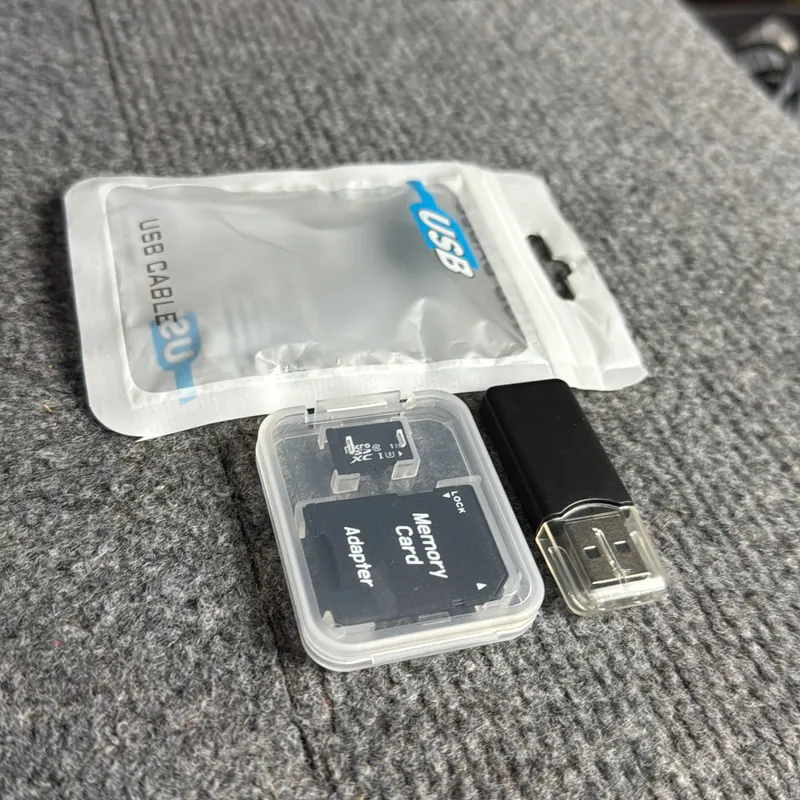 Thẻ nhớ 1T kèm adapter, tặng kèm đầu đọc thẻ 734099