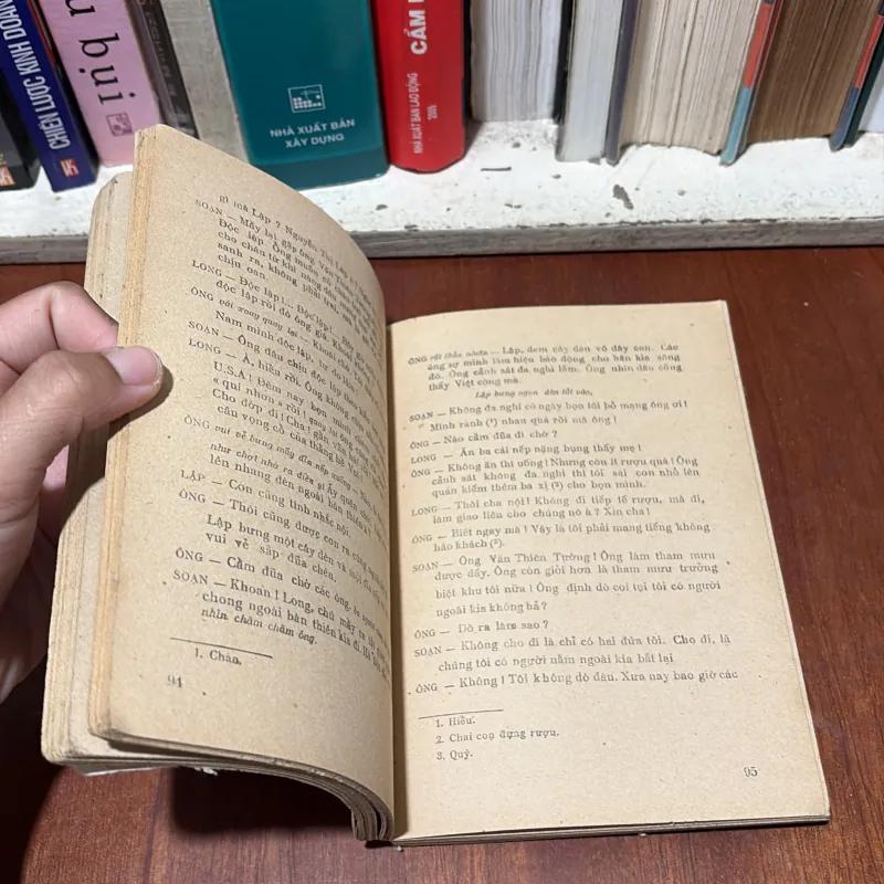 II Sách Xưa: Mùa Xuân (Kịch) - Nguyễn Vũ - 1983 750499