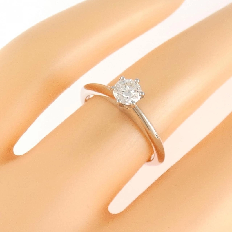 Nhẫn Solitaire Classic Tiffany 0.33CT H VVS2 3EXT - Hàng hiệu Chính hãng 838527