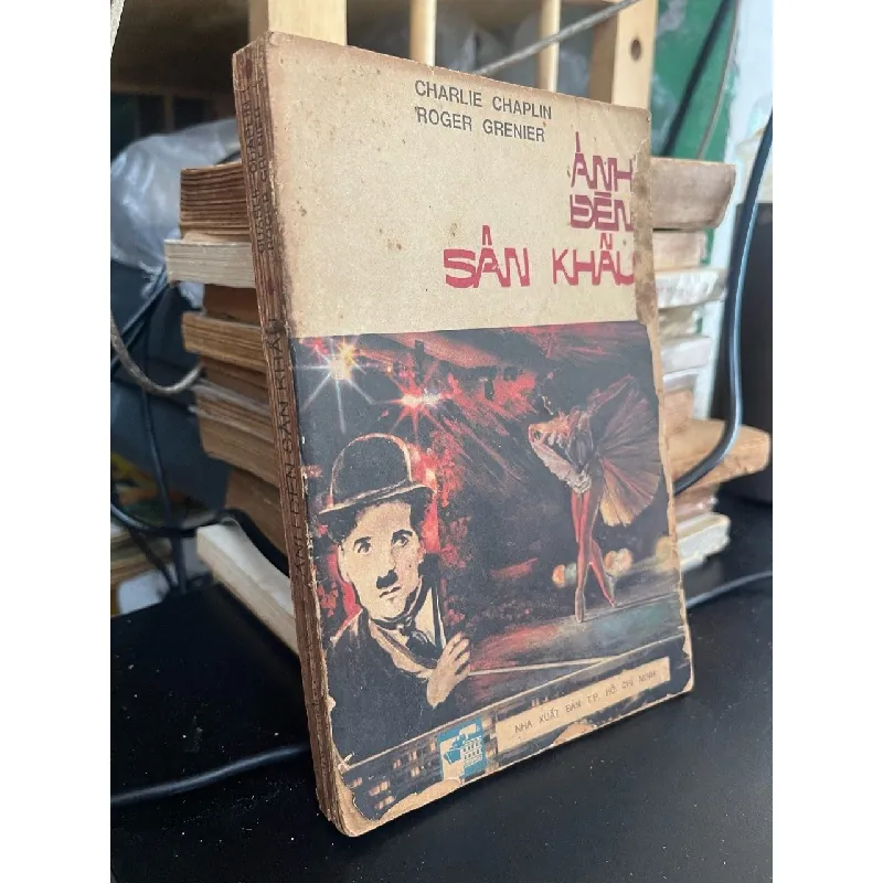 Ánh đèn sân khấu - Charlie Chaplin, Roger Grenier 568394