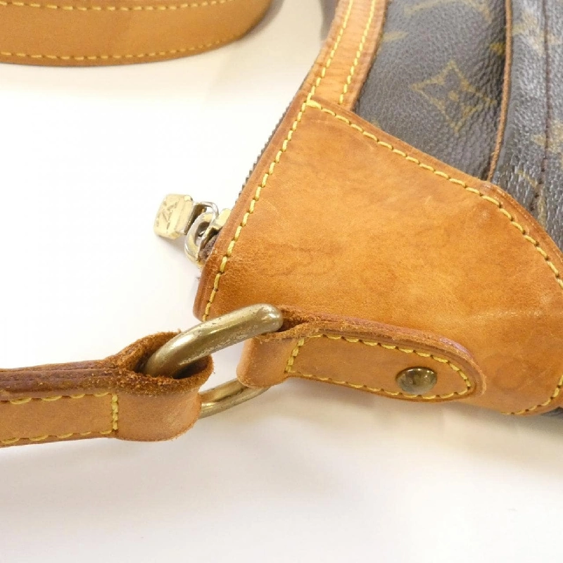 Túi xách vai Louis Vuitton Monogram Odeon MM M56389 609621