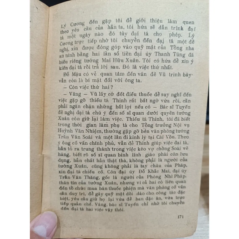 Bên bờ vực thẳm - Tiểu thuyết tình báo 971909