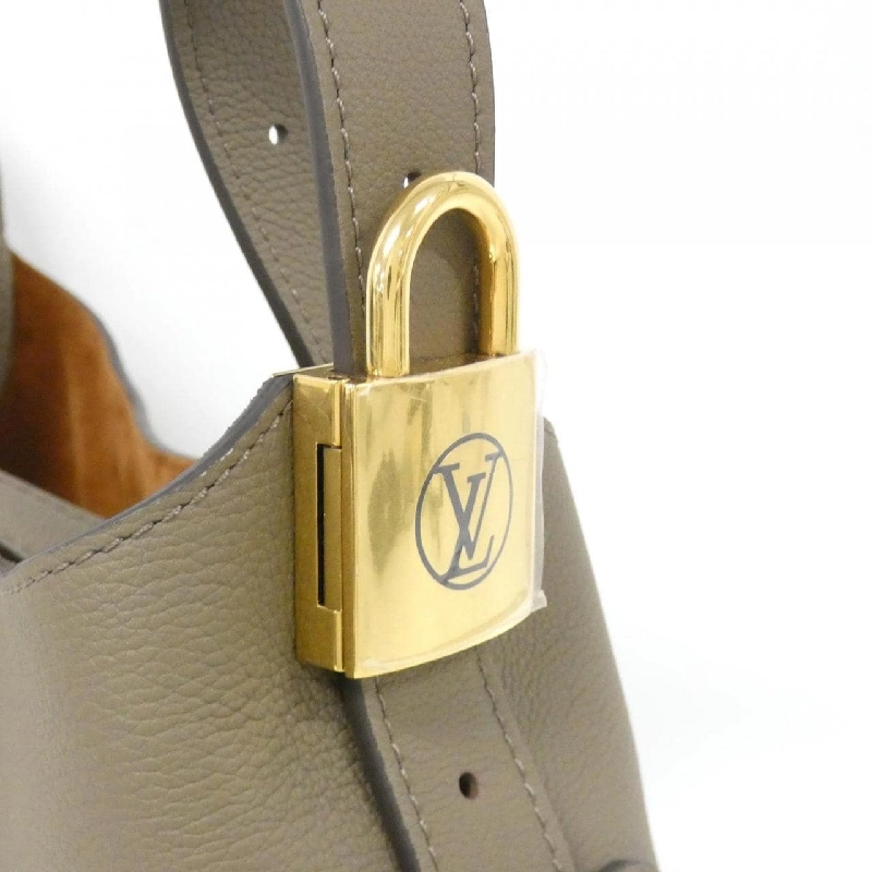 Túi xách vai Louis Vuitton Rowkey Hobo M15205 - Hàng hiệu Chính hãng 766824