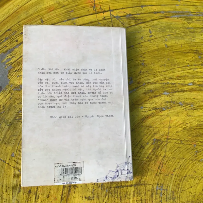 KHÓC GIỮA SÀI GÒN - NGUYỄN NGỌC THẠCH  746806