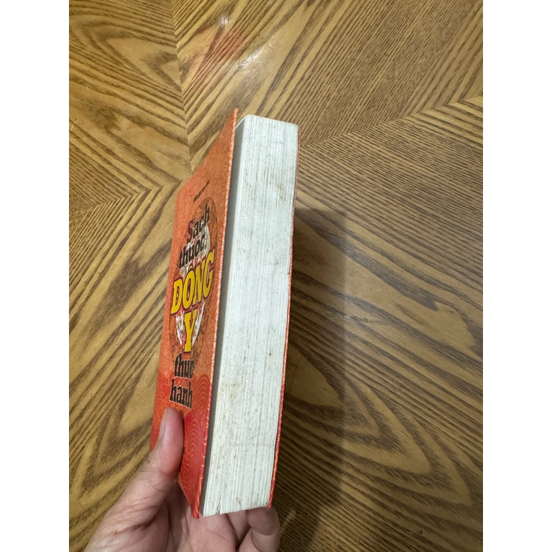 SÁCH THUỐC ĐÔNG Y THỰC HÀNH 498878