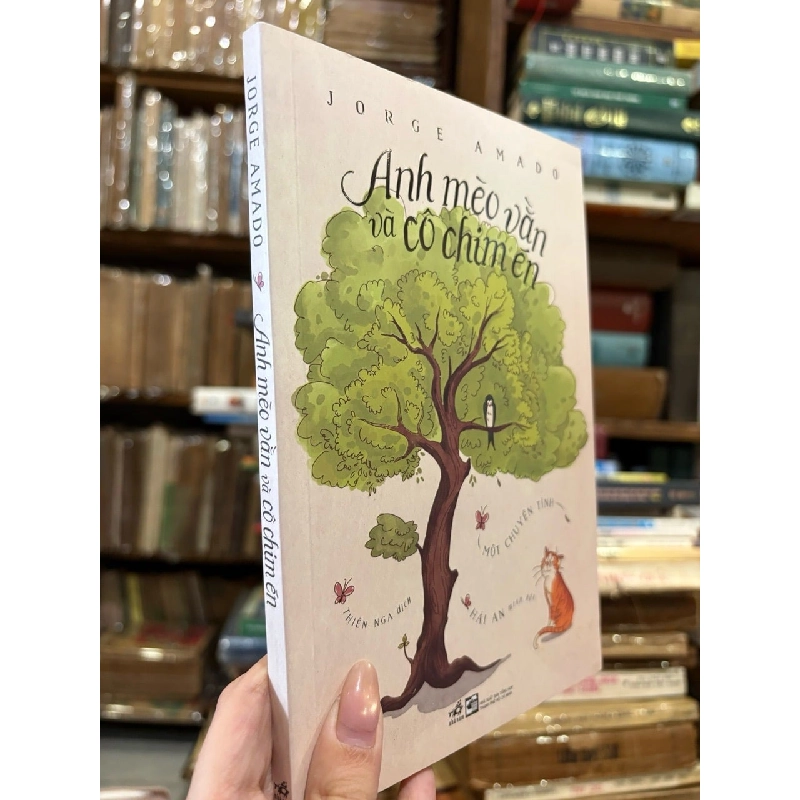 Anh mèo vằn và cô chim én - Jorge Amado 791610