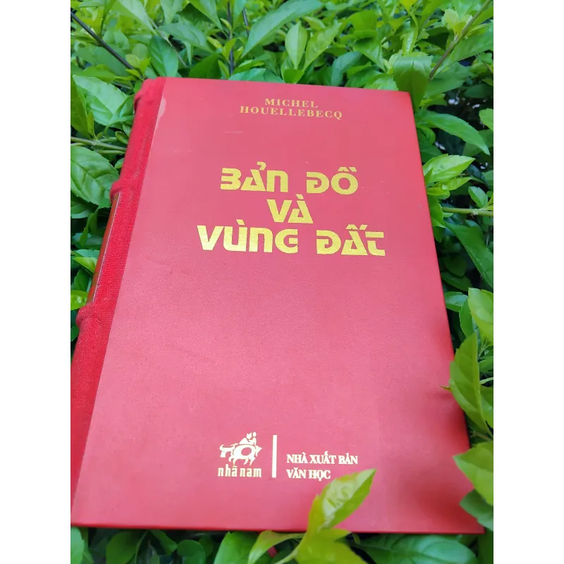 Bản đồ và vùng đất tiểu thuyết của Michel Houellebecq 960774