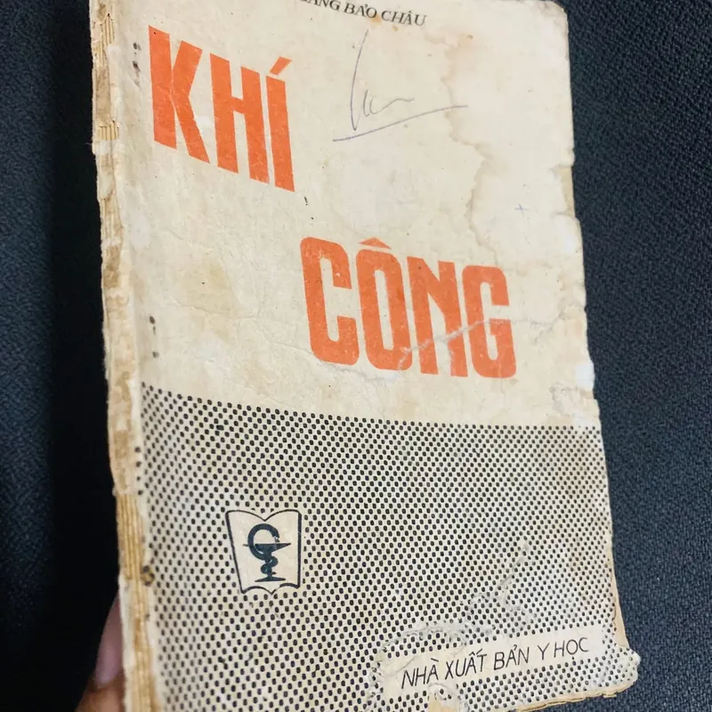 KHÍ CÔNG 1978 - BS HOÀNG BẢO CHÂU 571902