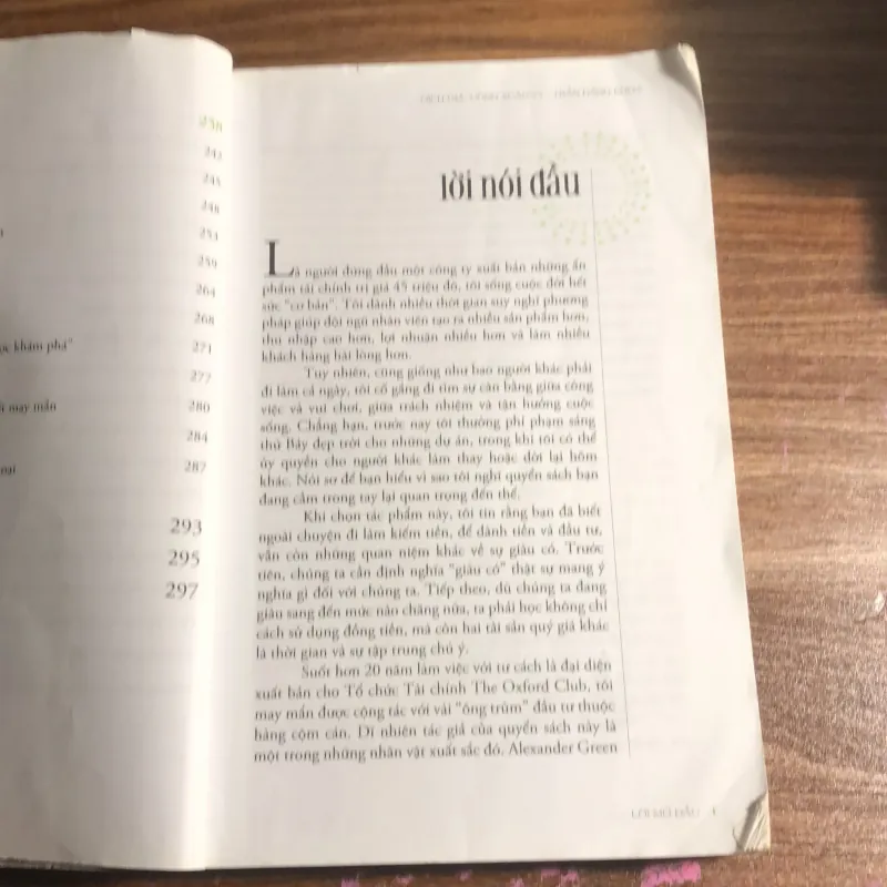 Trên cả giàu có 1002714