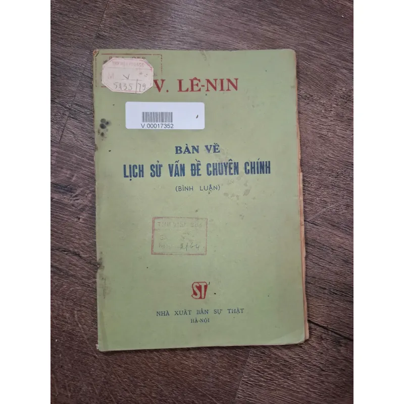 BẢN VỀ LỊCH SỬ VẤN ĐỀ CHUYÊN CHÍNH (BÌNH LUẬN) - V. LÊ-NIN 718460