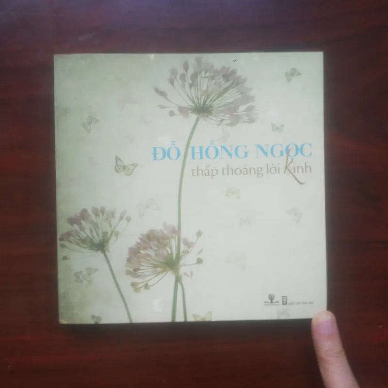 [Sách Phật Giáo] Thấp Thoáng Lời Kinh (Đỗ Hồng Ngọc) 976090