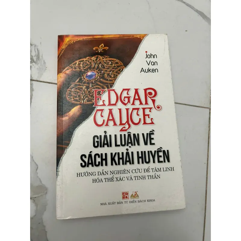 Edgar Cayce – Giải luận về Sách Khải Huyền – John Van Auken 610984