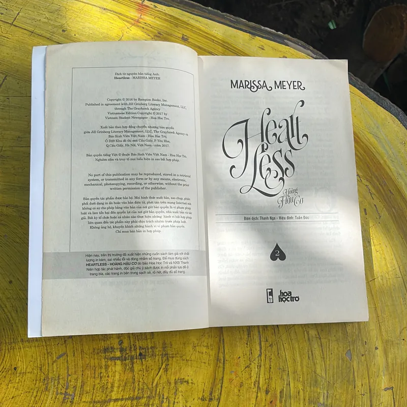 COMBO HOÀNG HẬU CƠ - MARISA MEYER 702049