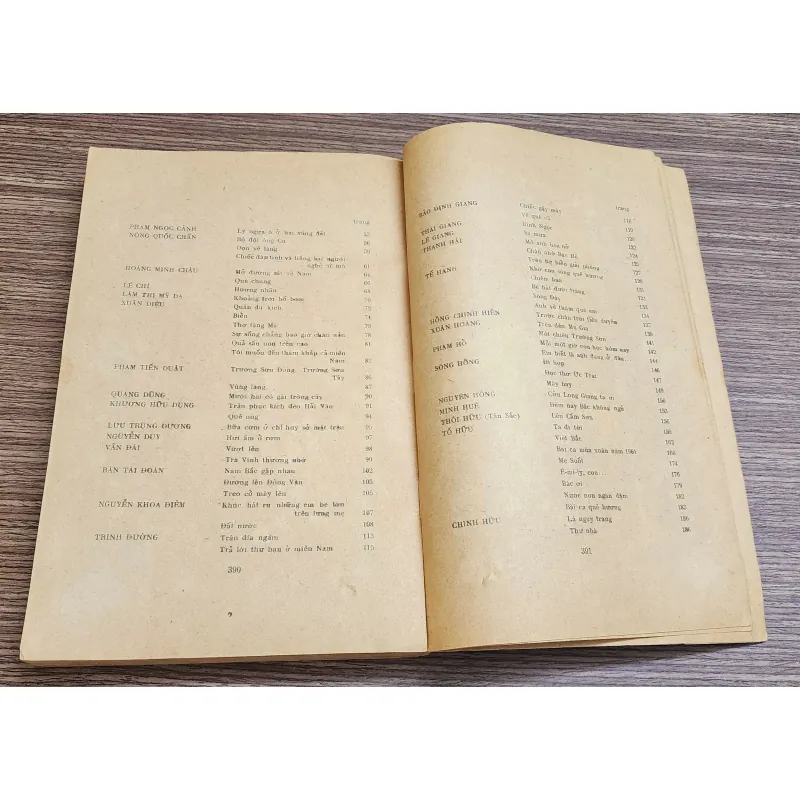 Tuyển thơ Việt Nam 1930-1975 (nhóm tuyển: Tế Hanh, Xuân Diệu, Chế Lan Viên & Trung Thông 763123