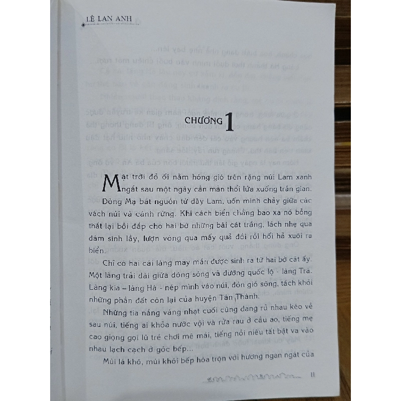 Ở đất kẻ thù - Lê Lan Anh 934505