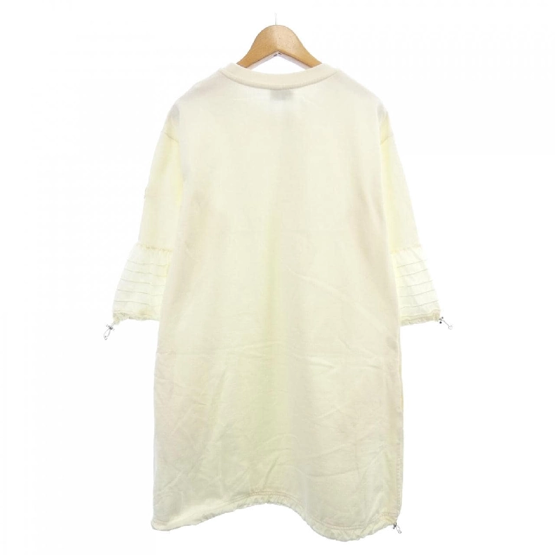 MONCLER E10938551600 V8024 Đầm - Hàng hiệu Chính hãng 647638