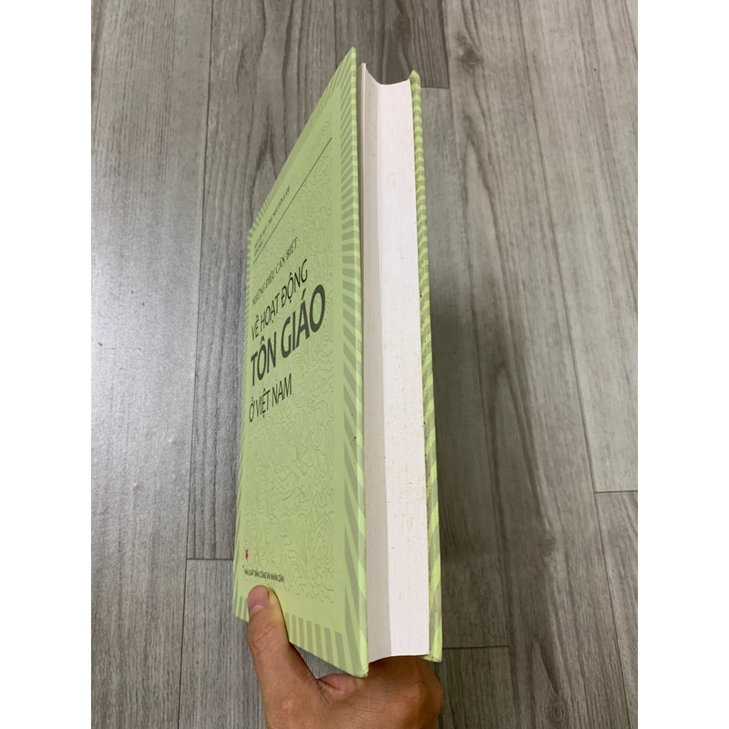 Những điều cần biết về hoạt động tôn giáo ở việt nam. Bìa cứng. 999 466050