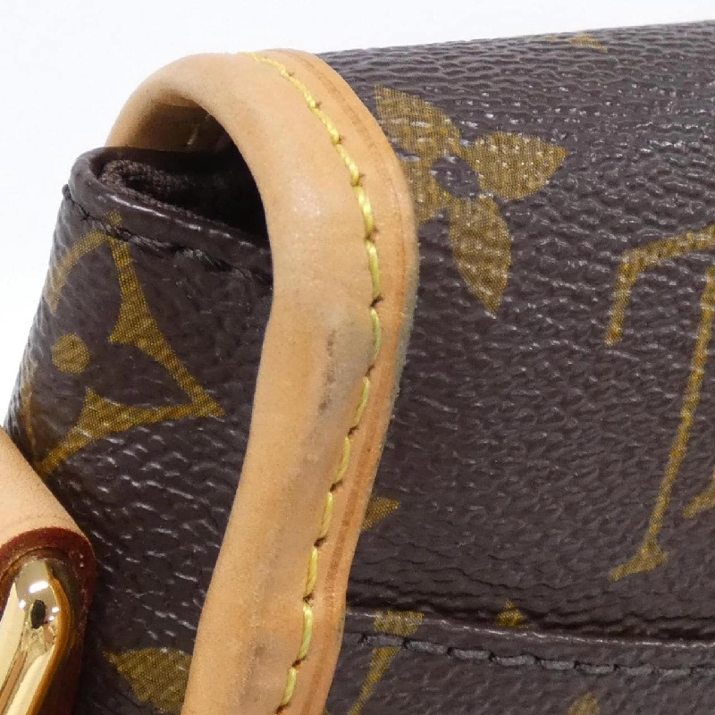 Túi đeo vai Louis Vuitton Monogram Menilmontant PM M40474 613756