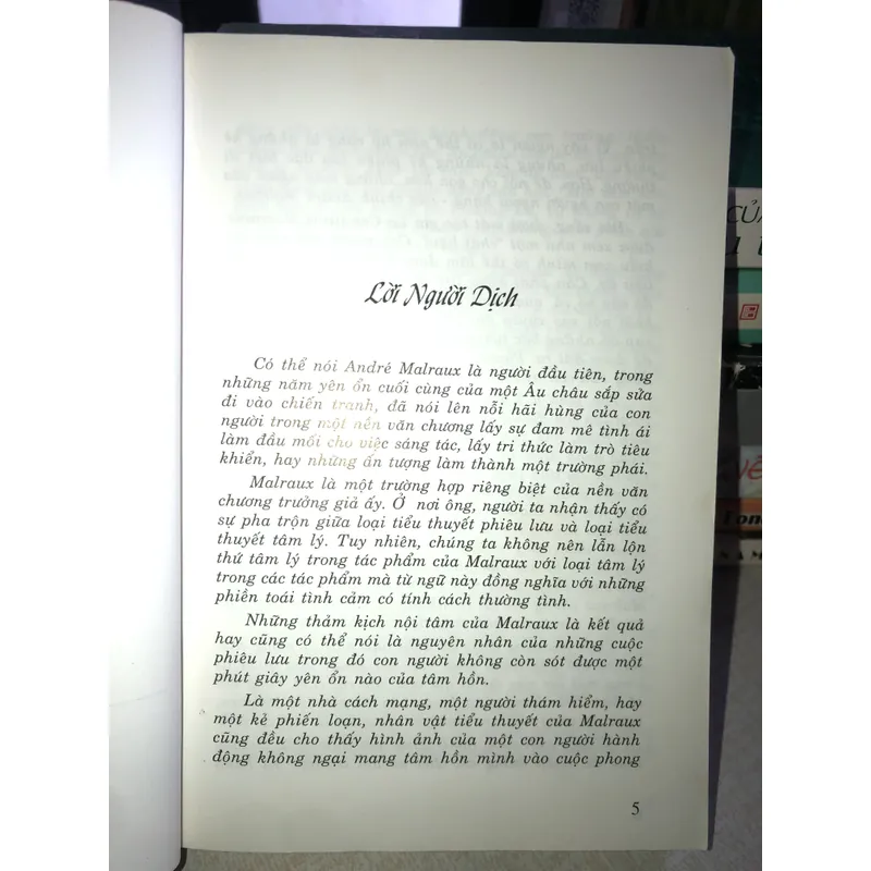 Thân phận con người  700624