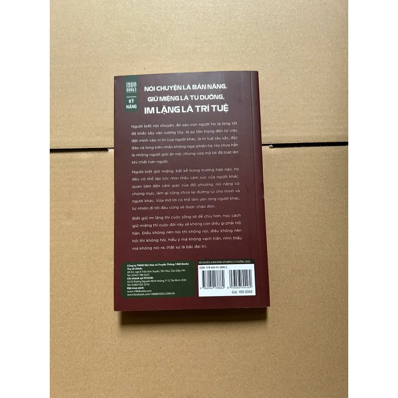Nói chuyện là bản năng, giữ miệng là tu dưỡng, im lặng là trí tuệ 692991