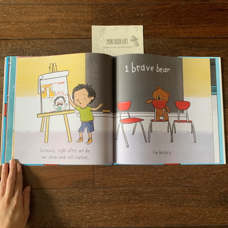 Sách ngoại văn Louis, Used, Bìa cứng, Khổ Lớn, Còn Bìa Áo 498035