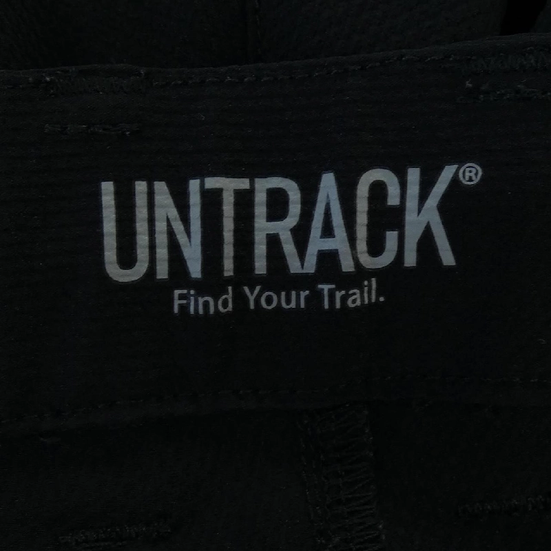 Quần UNTRACK - Hàng hiệu Authentic 895082